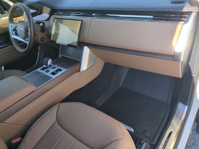 New 2027 Land Rover Range Rover Long Wheelbase Autobiography AWD/4WD image 19