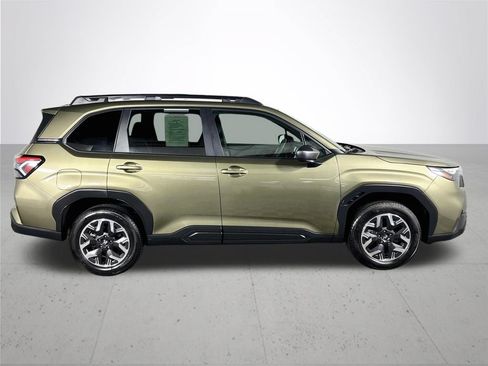 Certified 2026 Subaru Forester Premium AWD/4WD image 6