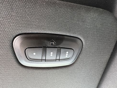 Used 2022 RAM 1500 Big Horn w/ Night Edition RWD image 27