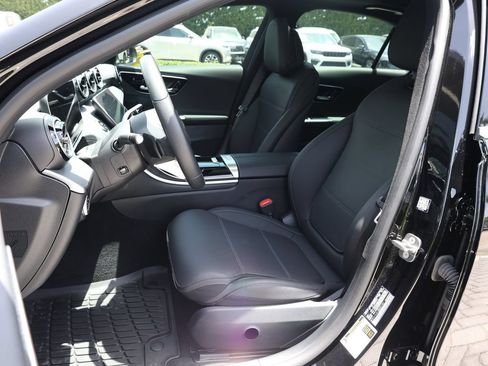 Used 2025 Mercedes-Benz C 300 Sedan image 18