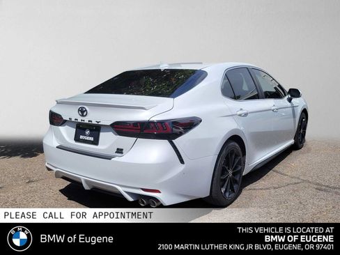 Used 2023 Toyota Camry SE w/ Blackout Package (TMS) AWD/4WD image 3
