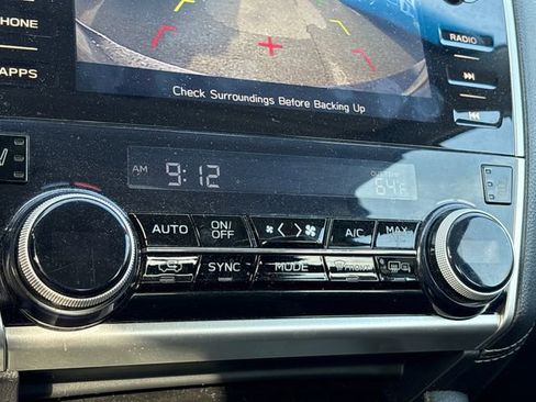 Used 2019 Subaru Legacy 2.5i Premium AWD/4WD image 15