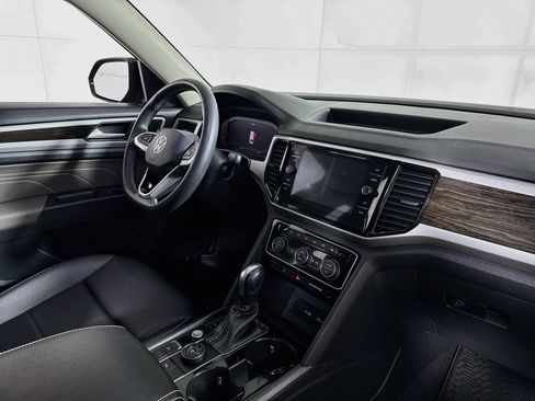 Used 2023 Volkswagen Atlas SE w/ Panoramic Sunroof Package AWD/4WD image 29