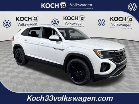 New 2026 Volkswagen Atlas Cross Sport SE AWD/4WD image 1