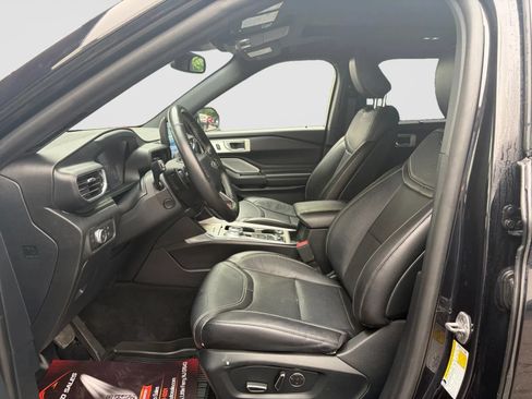 Used 2020 Ford Explorer ST w/ ST Street Pack AWD/4WD image 12