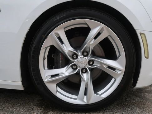 Used 2022 Chevrolet Camaro SS RWD image 46
