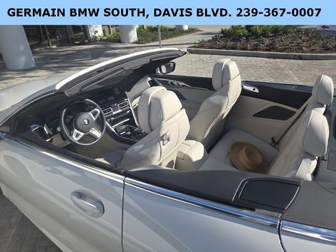 Used 2022 BMW M850i xDrive Convertible image 28