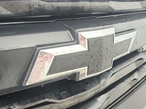 Used 2025 Chevrolet Colorado Trail Boss AWD/4WD image 16