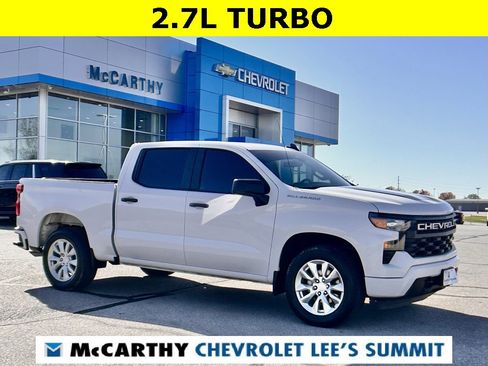 Used 2022 Chevrolet Silverado 1500 Custom image 1