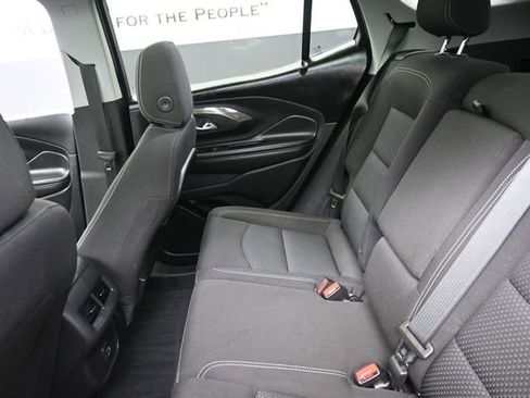 Used 2023 GMC Terrain SLE w/ Driver Convenience Package image 22