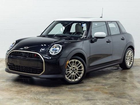 Certified 2025 MINI Cooper S image 8