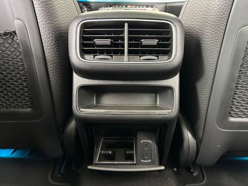 Used 2022 Mercedes-Benz GLE 350 4MATIC image 33