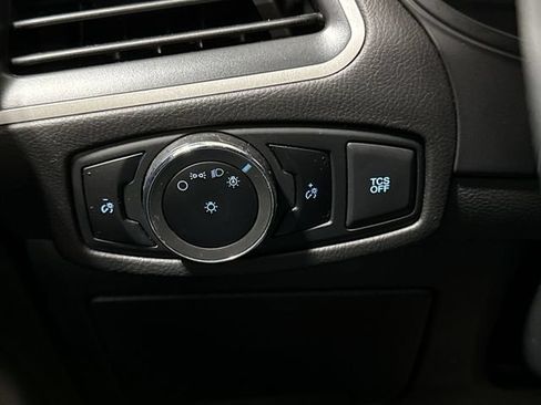 Used 2024 Ford Edge SEL AWD/4WD image 18