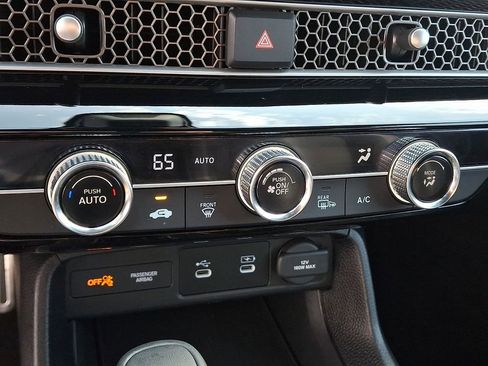 Used 2025 Honda Civic Sport image 16