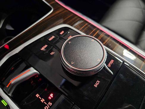 New 2026 BMW X5 xDrive40i w/ M Sport Package image 27