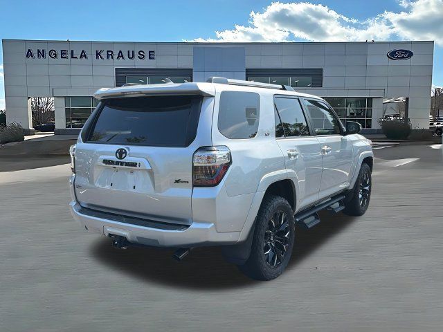 Used 2021 Toyota 4Runner SR5 Premium w/ Moonroof Package AWD/4WD image 8
