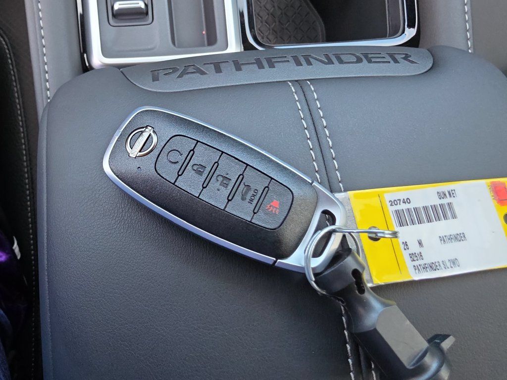 New 2026 Nissan Pathfinder SL FWD image 31