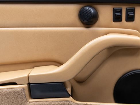 Used 1995 Porsche 911 Carrera image 36