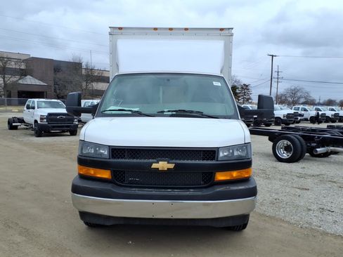 New 2025 Chevrolet Express 3500 w/ Power Convenience Package image 2