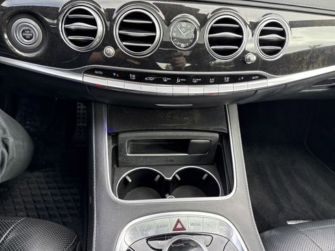 Used 2019 Mercedes-Benz S 560 Sedan image 21