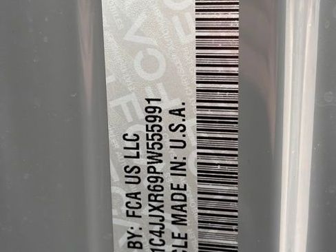 Used 2023 Jeep Wrangler Unlimited Rubicon 4xe w/ Steel Bumper Group image 24