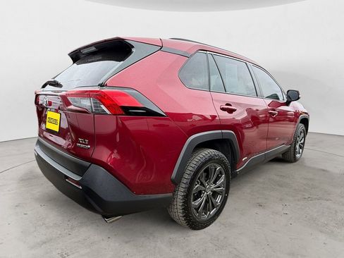 Used 2023 Toyota RAV4 XLE Premium AWD/4WD image 3