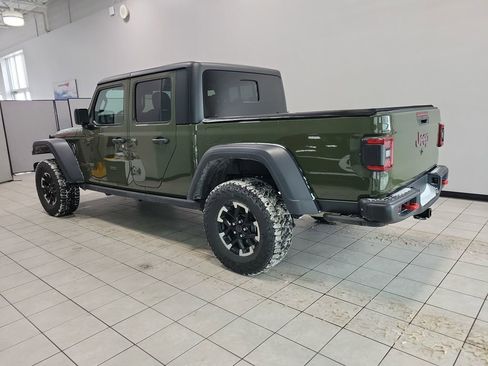 Used 2024 Jeep Gladiator Rubicon w/ Convenience Group image 4