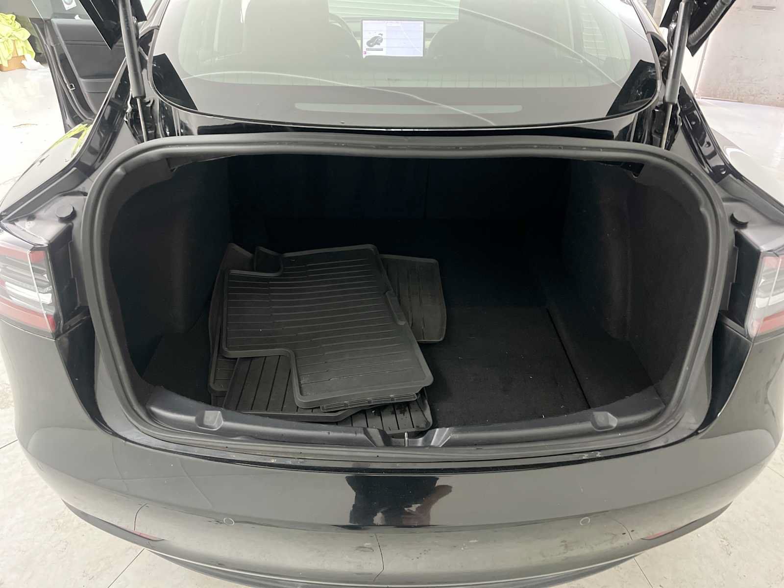 Used 2018 Tesla Model 3 Long Range RWD image 27