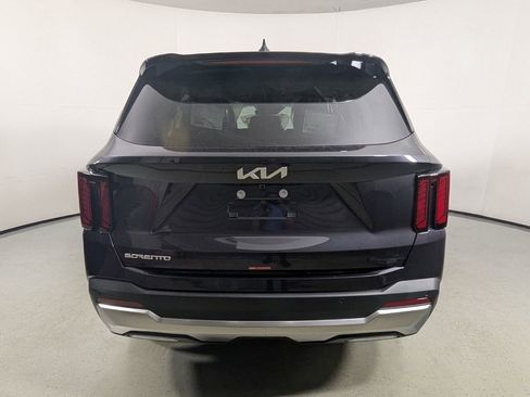 New 2026 Kia Sorento S w/ S Panoramic Sunroof Package FWD image 6