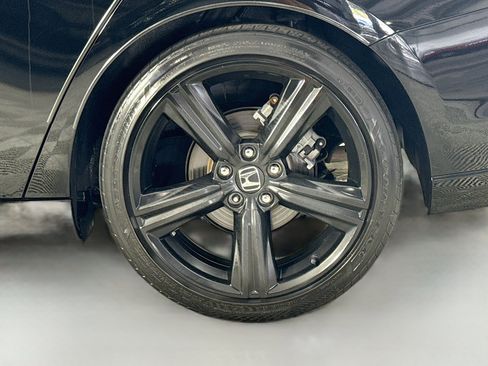 Used 2023 Honda Accord Sport image 37