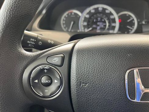 Used 2014 Honda Accord LX image 18
