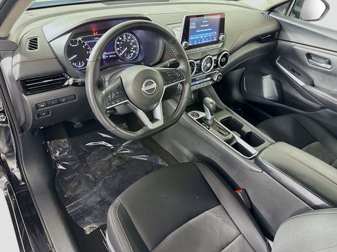 Used 2025 Nissan Sentra SR w/ Midnight Edition FWD image 23