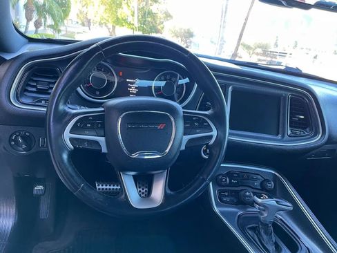 Used 2015 Dodge Challenger SXT Plus image 14