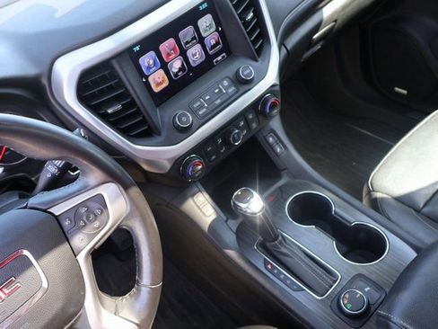 Used 2017 GMC Acadia SLT FWD image 24
