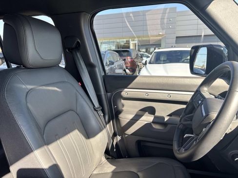 Used 2024 Land Rover Defender 110 X image 11