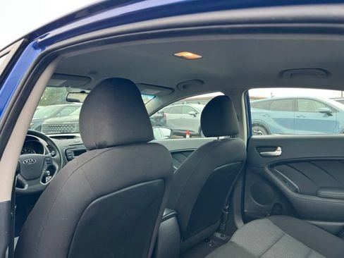 Used 2017 Kia Forte LX FWD image 11