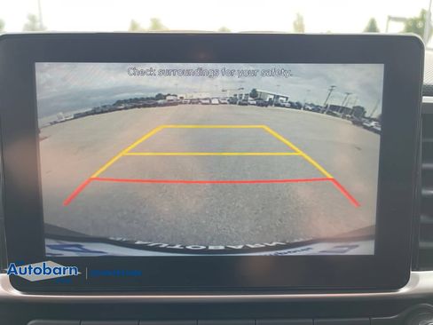 Used 2021 Hyundai Venue SEL FWD image 17