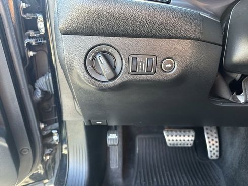 Used 2017 Dodge Challenger R/T Scat Pack image 4