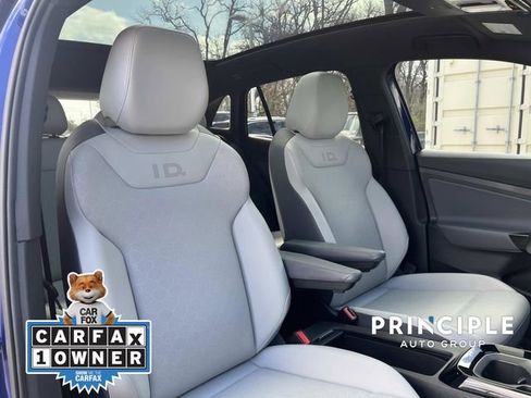 Used 2022 Volkswagen ID.4 Pro S w/ Gradient Package image 32