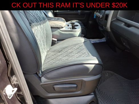 Used 2018 RAM 1500 Express w/ Black Ram 1500 Express Group AWD/4WD image 8