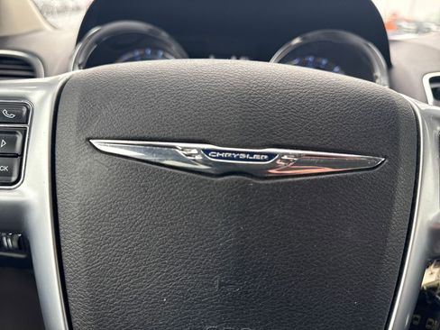 Used 2012 Chrysler Town & Country Touring w/ Entertainment Group #1 image 28