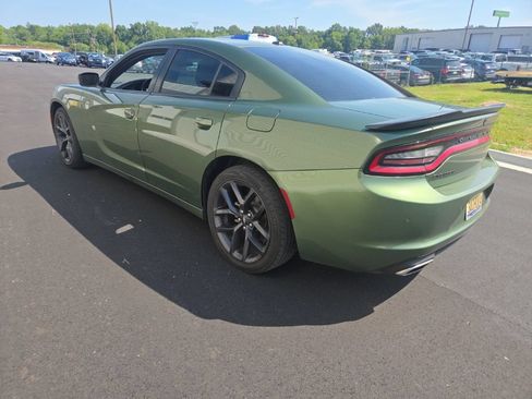 Used 2021 Dodge Charger SXT w/ Blacktop Package RWD image 10