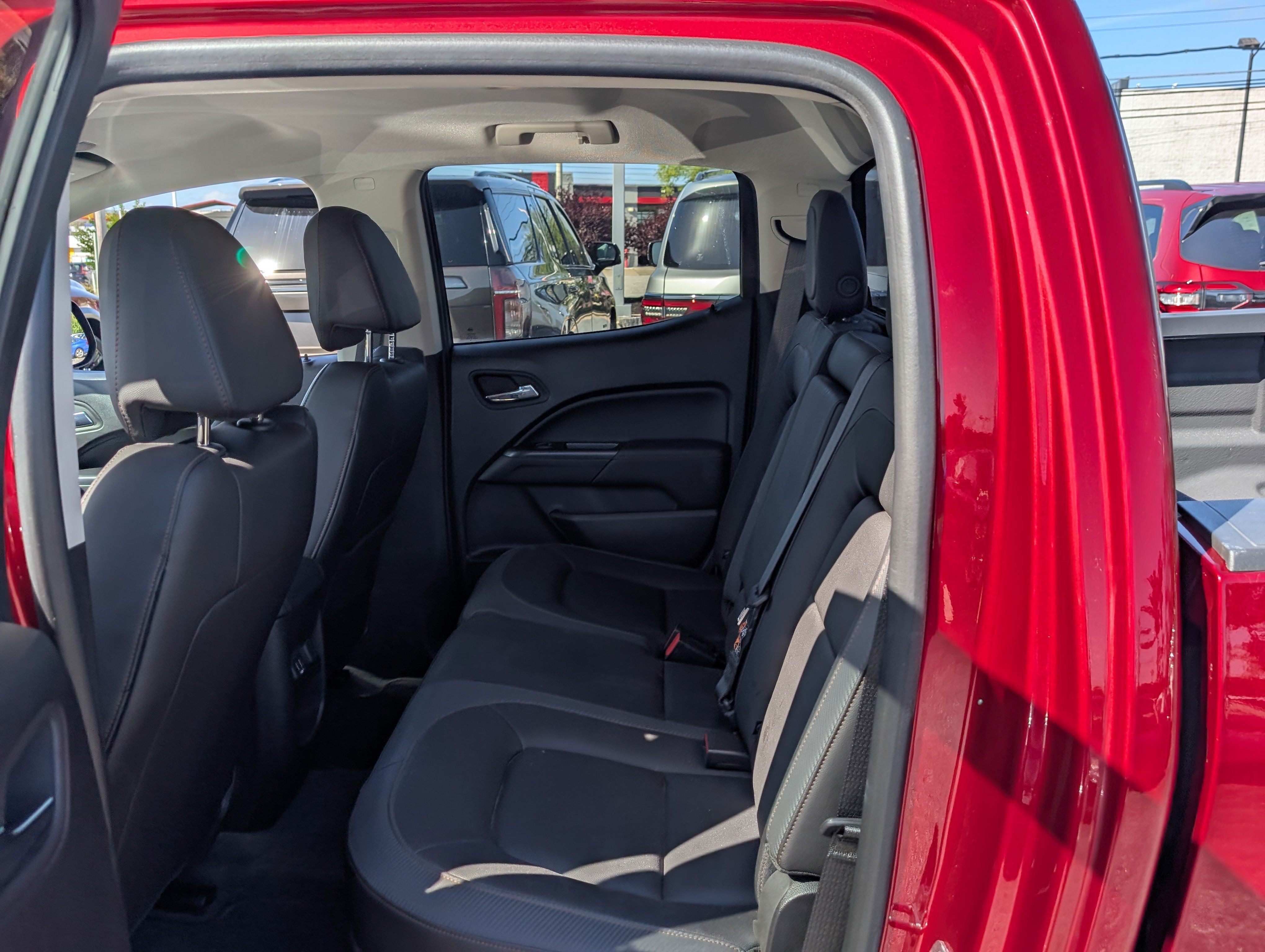 Used 2021 GMC Canyon AT4 AWD/4WD image 14