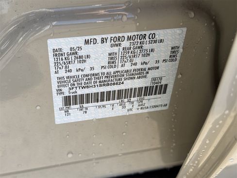 Certified 2025 Ford Maverick XLT image 28