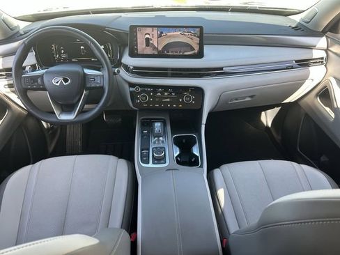 Certified 2026 INFINITI QX60 Luxe w/ Family Package AWD/4WD image 16