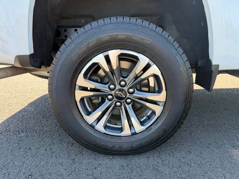 Used 2022 Chevrolet Colorado Z71 AWD/4WD image 9