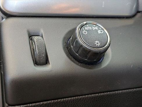 Used 2016 Chevrolet Tahoe LT image 11