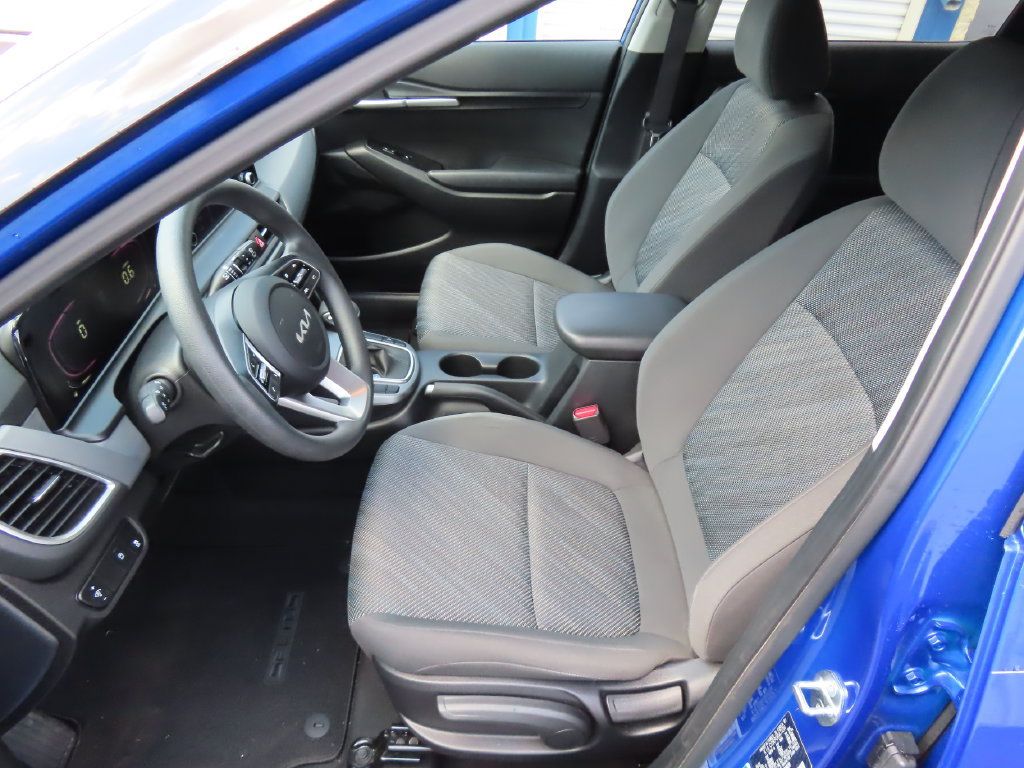 Certified 2024 Kia Seltos LX AWD/4WD image 23