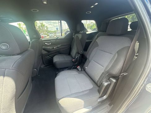 Used 2023 Chevrolet Traverse LT AWD/4WD image 26