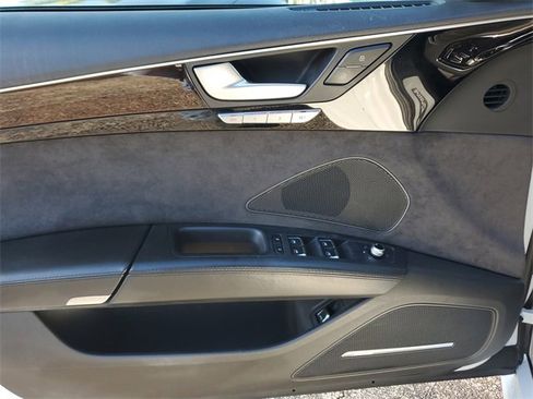 Used 2017 Audi A8 L 3.0T image 19